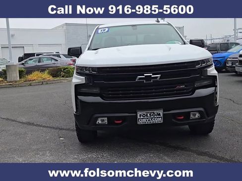 Used 2019 Chevrolet Silverado 1500 LT Trail Boss image 3