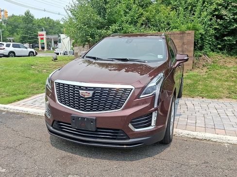 Used 2022 Cadillac XT5 Luxury AWD/4WD image 3