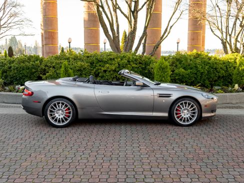 Used 2009 Aston Martin DB9 Volante RWD image 50