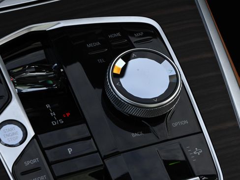 Used 2026 BMW X7 xDrive40i image 22