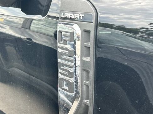Used 2025 Ford F250 Lariat w/ Lariat Ultimate Package AWD/4WD image 5