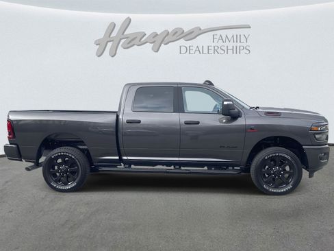 New 2026 RAM 2500 Big Horn AWD/4WD image 4