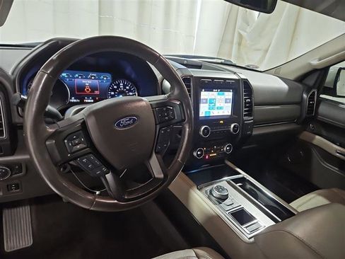 Used 2018 Ford Expedition Limited w/ Equipment Group 301A image 10