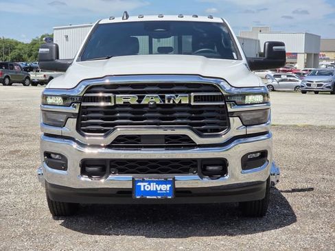 New 2026 RAM 3500 Tradesman AWD/4WD image 3