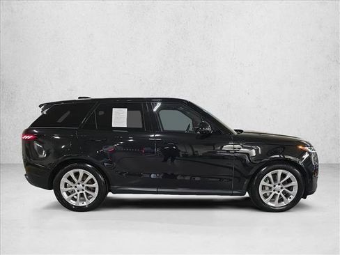 Certified 2025 Land Rover Range Rover Sport SE image 4