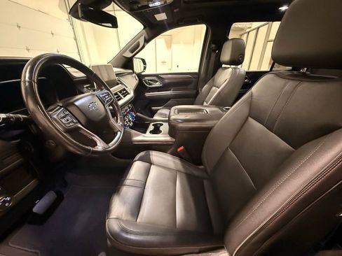 Used 2022 Chevrolet Tahoe RST w/ Luxury Package image 17