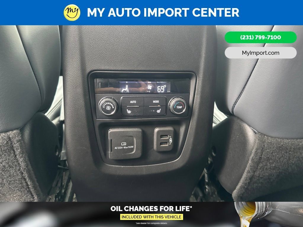 Used 2021 Buick Enclave Premium w/ Sun and Sites Package AWD/4WD image 24