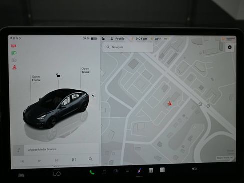 Used 2023 Tesla Model 3 Standard Range RWD image 10