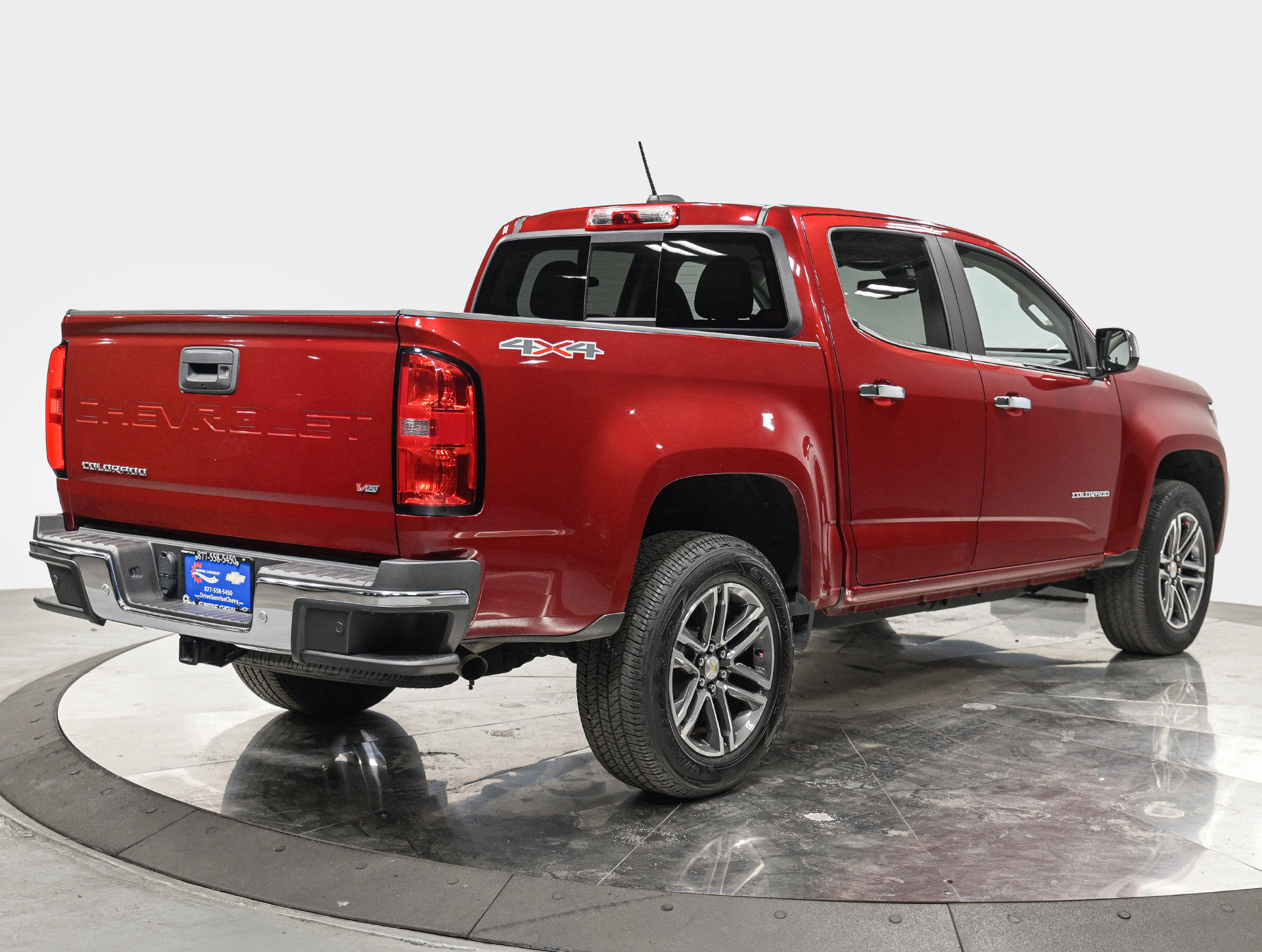 Used 2021 Chevrolet Colorado LT w/ Safety Package AWD/4WD image 7