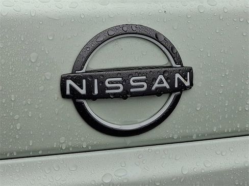 Used 2023 Nissan Murano SV image 30