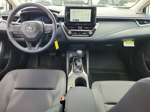 Used 2026 Toyota Corolla LE image 12