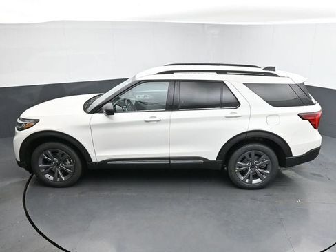 Used 2025 Ford Explorer Active w/ Active Comfort Package AWD/4WD image 21