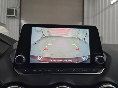 Used 2023 Nissan Sentra SV image 23