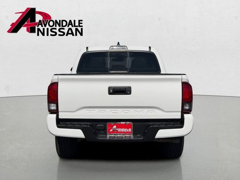 Used 2022 Toyota Tacoma SR w/ SR Convenience Package RWD image 5
