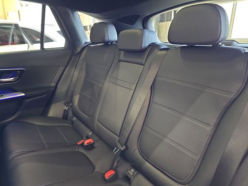 New 2026 Mercedes-Benz GLC 300 image 15