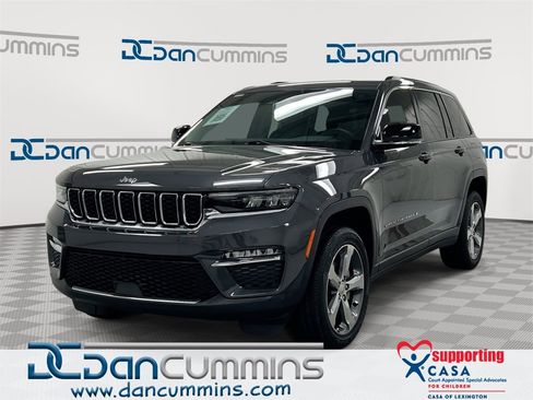 Used 2022 Jeep Grand Cherokee Limited image 1