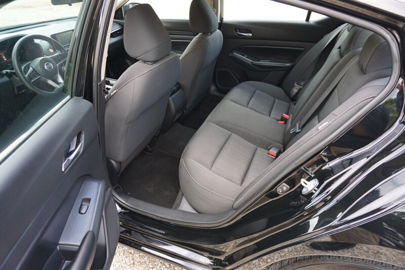 Used 2021 Nissan Altima 2.5 S w/ Driver Assist Package FWD image 12