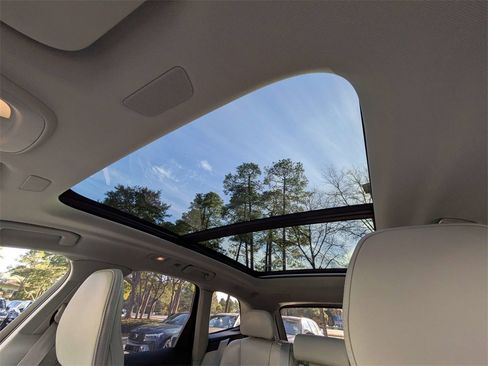 New 2026 Volvo XC60 T8 Ultra w/ Protection Package Premier image 22