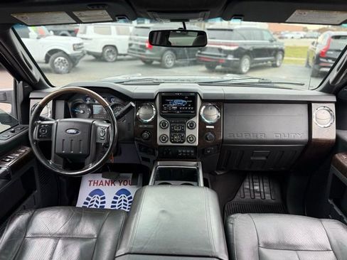 Used 2016 Ford F350 Platinum w/ Platinum Package image 2