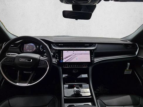 New 2026 Jeep Grand Cherokee L Limited RWD image 15