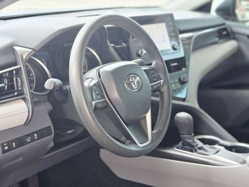 Used 2021 Toyota Camry LE FWD image 12
