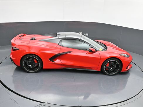 Used 2021 Chevrolet Corvette 2LT w/ Z51 Performance Package image 36