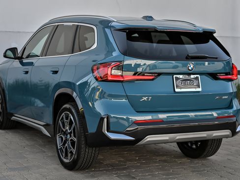 Used 2025 BMW X1 xDrive28i AWD/4WD image 13
