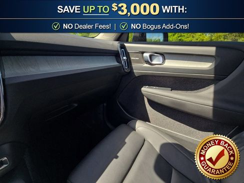 Used 2025 Volvo XC40 B5 Ultra w/ Climate Package AWD/4WD image 27