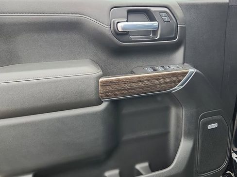 Certified 2021 Chevrolet Silverado 1500 LT Trail Boss w/ Convenience Package II image 12