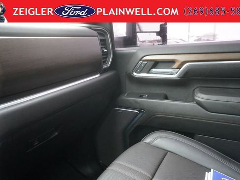Used 2024 Chevrolet Silverado 2500 High Country AWD/4WD image 31