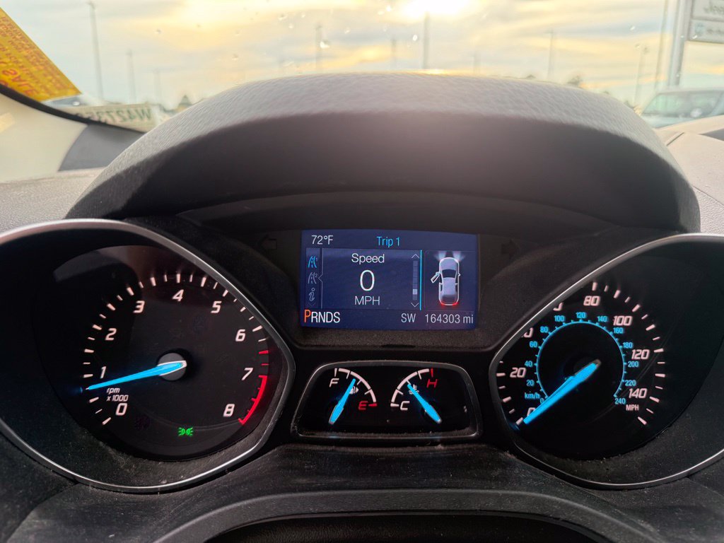 Used 2015 Ford Escape SE FWD image 15