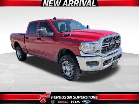 Used 2024 RAM 2500 Tradesman w/ Chrome Appearance Group AWD/4WD image 1