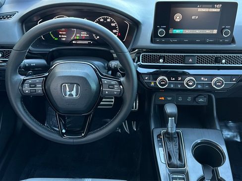 Certified 2025 Honda Civic Sport image 17