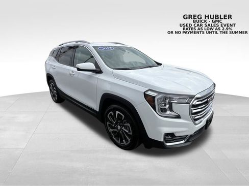 Used 2023 GMC Terrain SLT w/ LPO, Floor Liner Package image 9