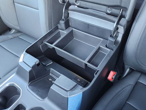 New 2026 GMC Sierra 1500 SLT w/ SLT Premium Plus Package image 32