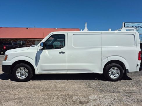Used 2020 Nissan NV 2500 SV w/ Navigation Package RWD image 3
