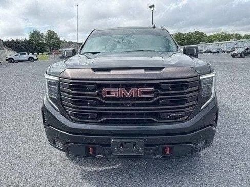 Used 2022 GMC Sierra 1500 AT4X image 8