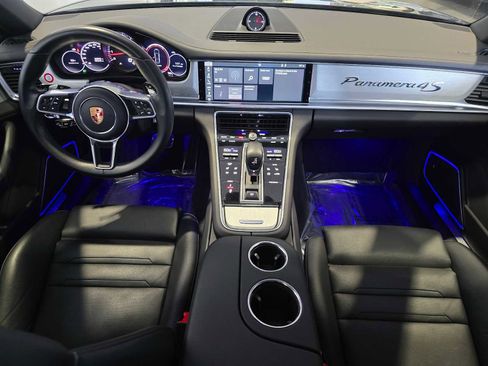 Used 2018 Porsche Panamera 4S AWD/4WD image 20