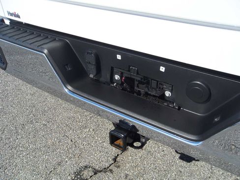 Used 2025 Chevrolet Silverado 1500 LT AWD/4WD image 12