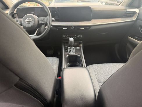 Used 2026 Nissan Kicks SV w/ Cold Weather Package AWD/4WD image 40