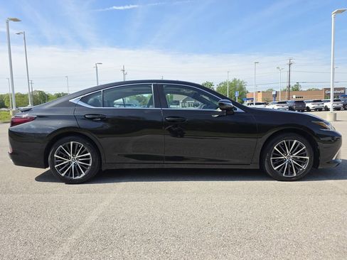 Used 2023 Lexus ES 350 w/ Accessory Package (Z1) FWD image 9