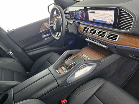 Certified 2025 Mercedes-Benz GLS 450 GLS 450 image 11