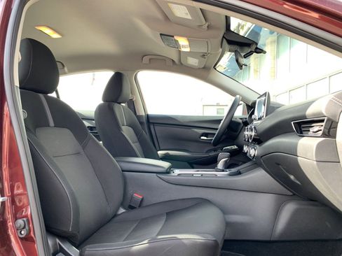 Used 2025 Nissan Sentra SV image 35