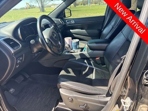 Used 2021 Jeep Grand Cherokee Laredo X image 10