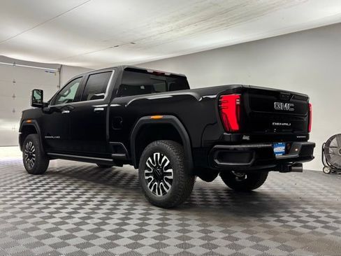 New 2026 GMC Sierra 2500 Denali Ultimate image 15