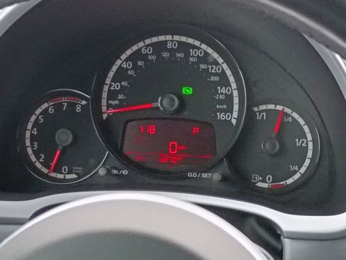 Used 2013 Volkswagen Beetle 2.5 FWD image 23