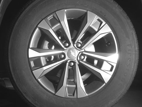 Used 2025 Chevrolet Equinox LT FWD image 11