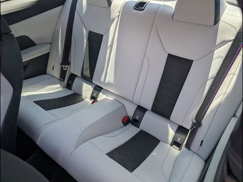 Used 2022 BMW M4 Competition w/ Executive Package RWD image 8