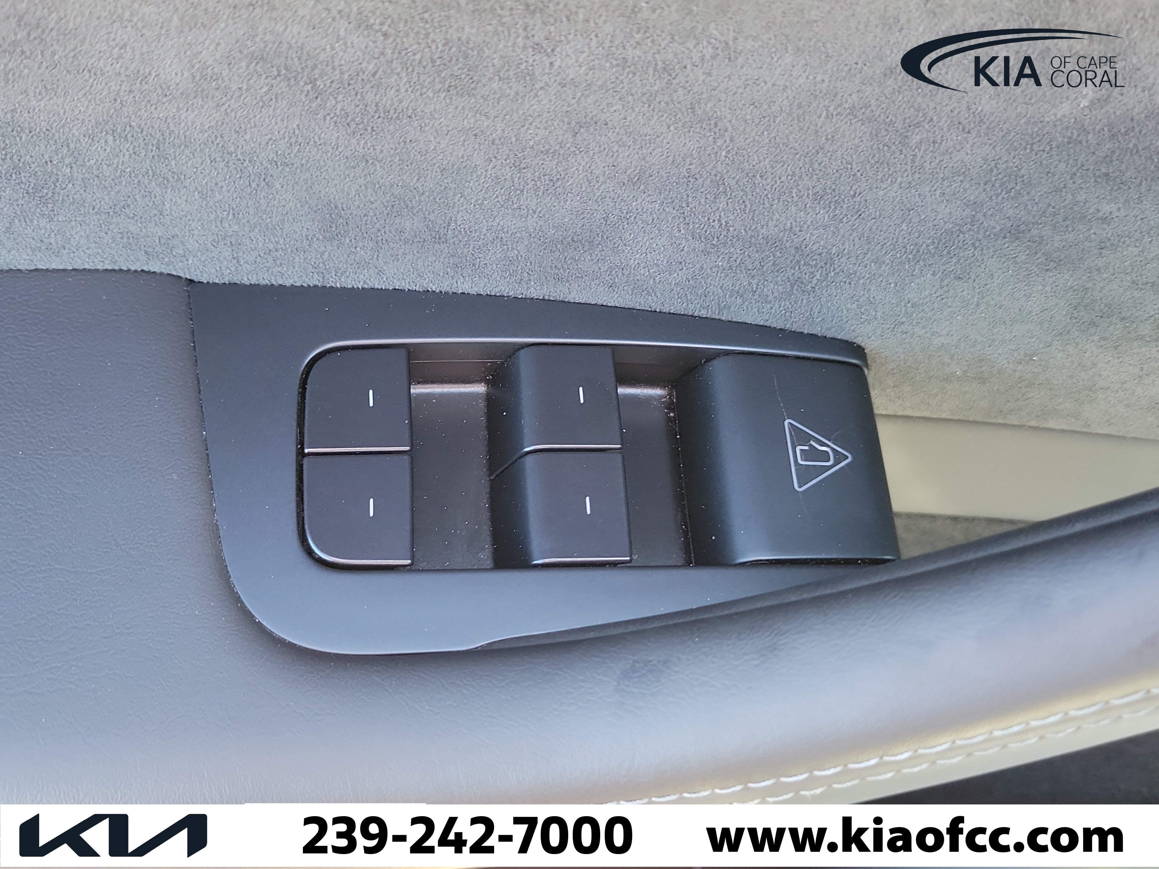 Used 2026 Tesla Model Y 2WD image 23