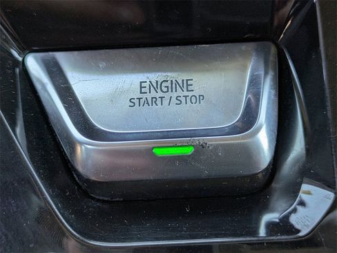 Used 2022 GMC Sierra 1500 Denali image 31